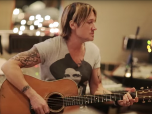 Go Behind the Scenes on Keith Urban’s “Blue Ain’t Your Color” From “Ripcord” Album