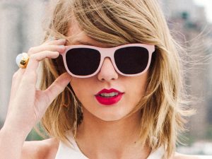 Taylor Swift Reports to Jury Duty Like a Normal Person (Not Someone Who Made $170 Million Last Year)