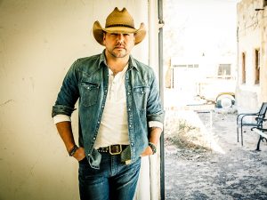 Jason Aldean Has Ankle-Breaking Crossover Appeal, Third Consecutive No. 1 Album on All-Genre Billboard 200