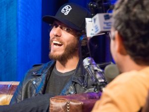 Chris Janson’s “Holdin’ Her” Is Almost the Perfect Marriage Proposal Song . . . Almost