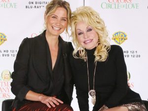 Dolly Parton and Jennifer Nettles Talk “Christmas of Many Colors” and Their Own Christmas Traditions