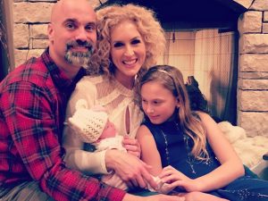 Little Big Town’s Kimberly Schlapman Welcomes A Baby Girl To The Family